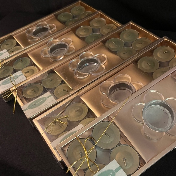 GOLD TEALIGHT & GLASS CANDLE HOLDER - 5 SETS 8/40 Tea Light Flower Shape Dish - Picture 2 of 4